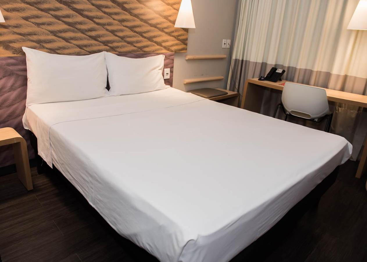 Ibis 3*